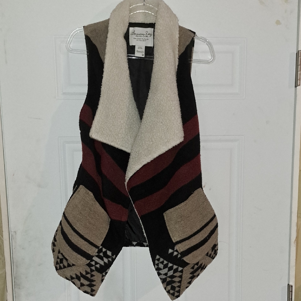 American Rag Black and Red Patterned Sweater Vest